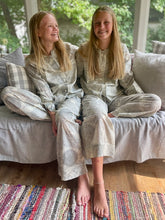 Women’s Cotton Pajama Set – Grey & Cream Floral Hummingbird