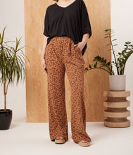 Thorn Spice Pop Floral Pants