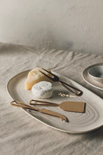 Aquarius Plates Oyster (Various Sizes)