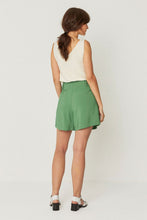 Neba Shorts – High-Waisted Bermuda Shorts in Lenzing™ Ecovero™