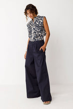 Bea Organic Cotton Sleeveless Top – Navy & White Patterned Crop Vest