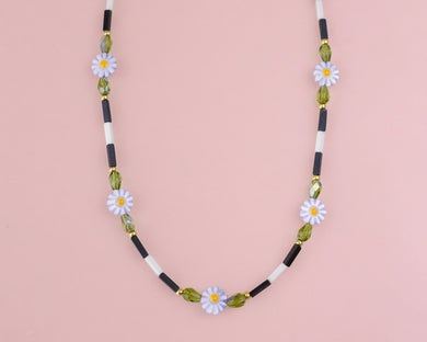 Lavender Daisy Beaded Necklace