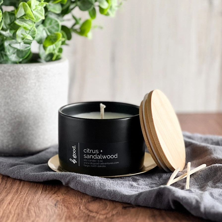 Black Jar Non-Toxic Candles With Bamboo Lids (Multiple Scent Options)