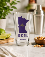Minnesota SKOL State 16 oz Pint Glass 