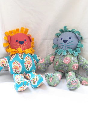 Taeoh Lion Cub Soft Toy