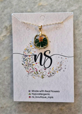 Didiscus Cica Pendant Necklace