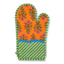Floral Quilted Oven Mitt & Pot Holders – Bright, Playful Kitchen Essentials