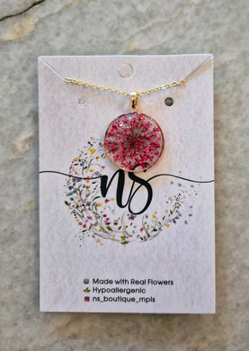 Lace Flower Pendant Necklace
