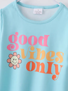 Good Vibes Only Outfit