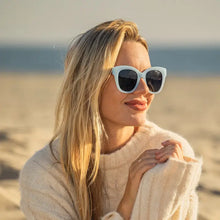 Cora - Milky Blue / Walnut Wood / Gradient Brown Sunglasses