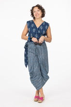 Women’s Reversible Wrap Top