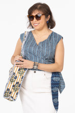 Women’s Reversible Wrap Top