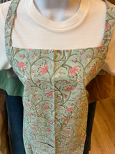 Apron - Waterlily