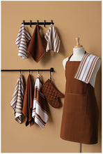Superior Chestnut Brown Oven Mitt