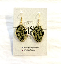 Peppergrass & Lace Flower Earrings