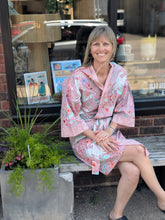 Whimsy & Wildflowers Rose Kimono Robe - Short