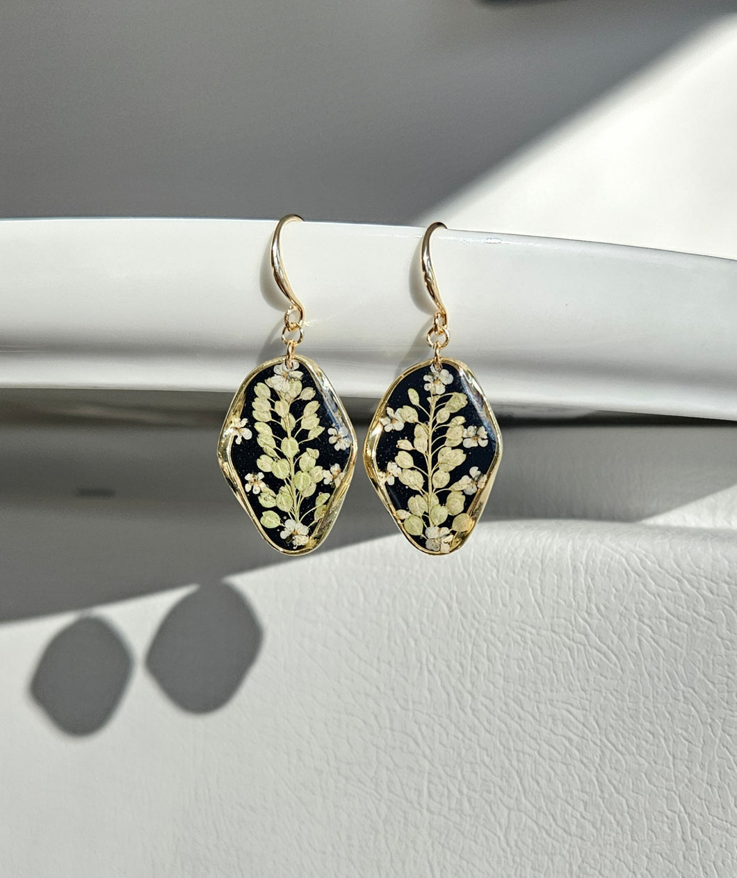 Peppergrass & Lace Flower Earrings