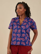 Camp Shirt in Rosy Snakes