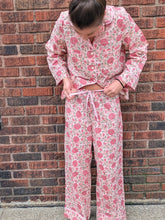 Women’s Cotton Pajama Set – Rose Garden