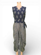 Women’s Reversible Wrap Top