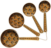 Zest Enameled Measuring Cups (Set of 4)