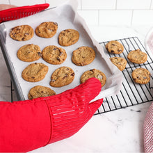 Silicone Oven Mitts (Multiple Colors)