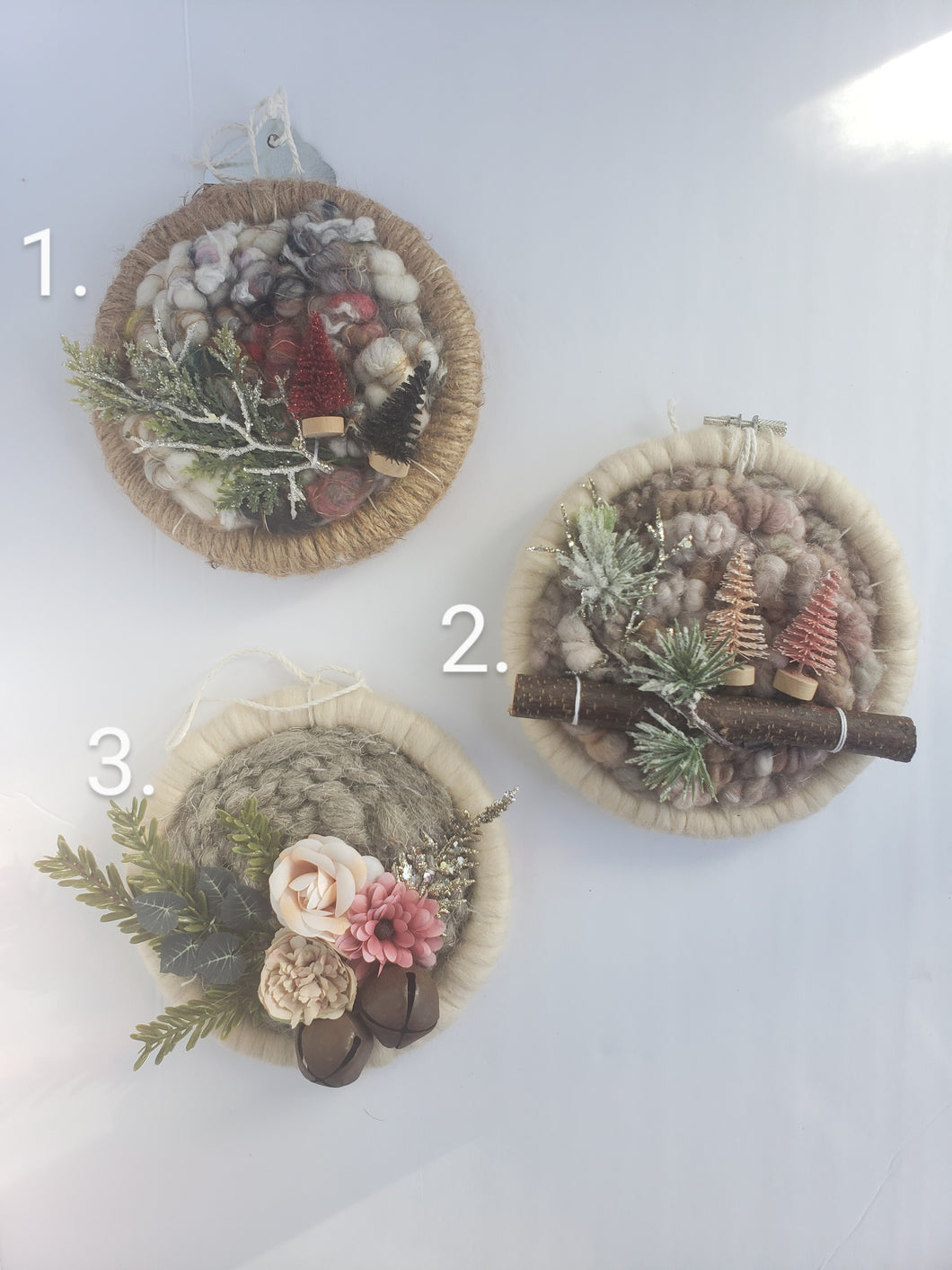 Holiday Round Textured Wall Hangings